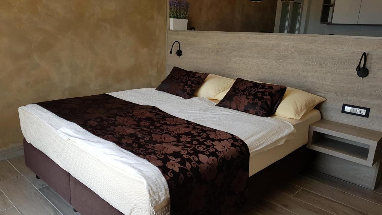 Premium Appartments Suha Punta Kampor ภายนอก รูปภาพ